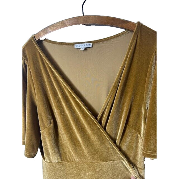 Baltic Born lavish Velvet Meghan Wrap Maxi Dress Womens XL Gold - Picture 3 of 9